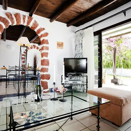 Casa de Férias Holiday Villas Kamezi Playa Blanca Ace03034 Oyb *